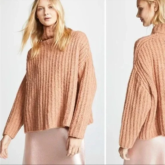 FREE PEOPLE Fluffy Fox Chunky Alpaca Sweater Peachy Papaya. Size Small - Picture 2 of 5